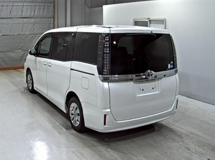TOYOTA VOXY ZRR80 0139832 2015 YEAR FOR SALE AAAJapan